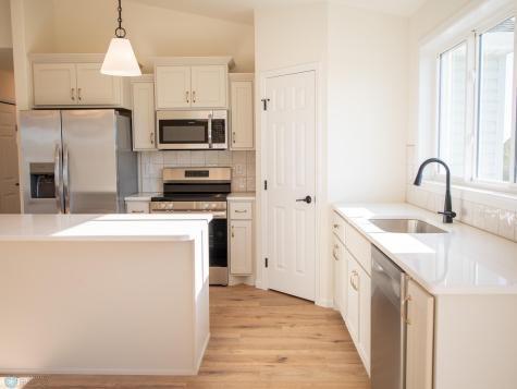 112 18 Street SE Barnesville MN 56514