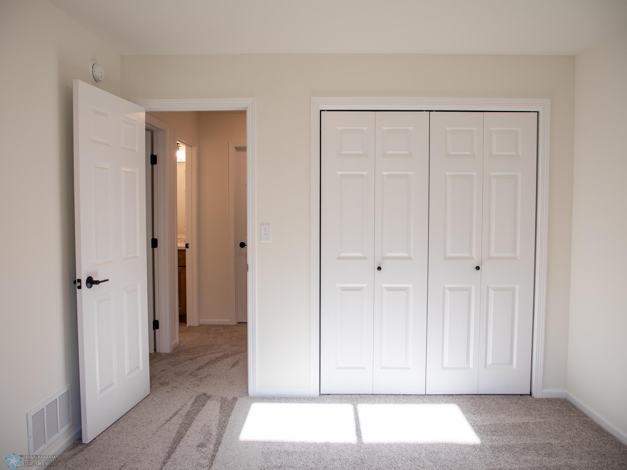 112 18 Street SE Barnesville MN 56514