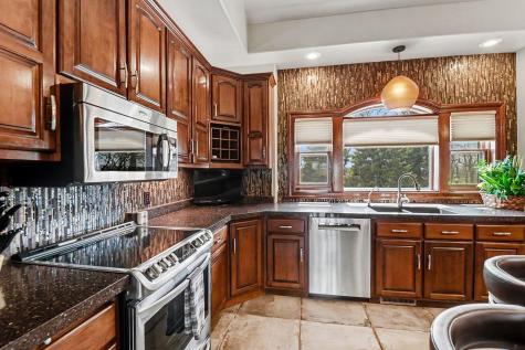 1358 Us Highway 75 Pipestone MN 56164