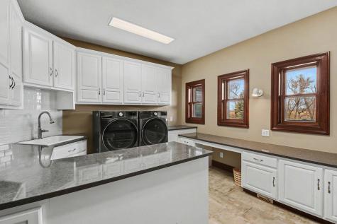 1358 Us Highway 75 Pipestone MN 56164