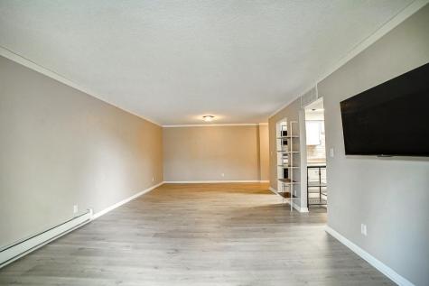2680 Oxford Street N Roseville MN 55113