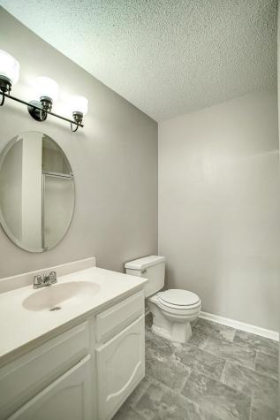2680 Oxford Street N Roseville MN 55113