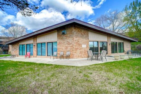 2680 Oxford Street N Roseville MN 55113