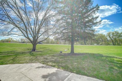 2680 Oxford Street N Roseville MN 55113
