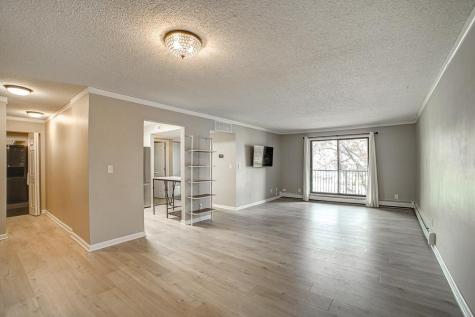 2680 Oxford Street N Roseville MN 55113