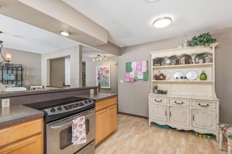 10032 Irwin Circle Bloomington MN 55437