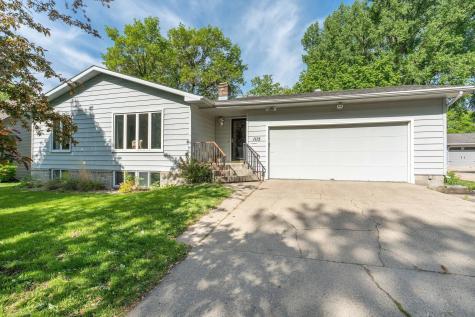 1115 Mitchell Place Fergus Falls MN 56537