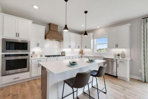 2066 Kestrel Drive Shakopee MN 55379