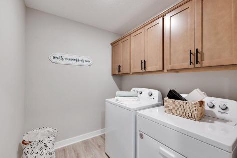 2066 Kestrel Drive Shakopee MN 55379