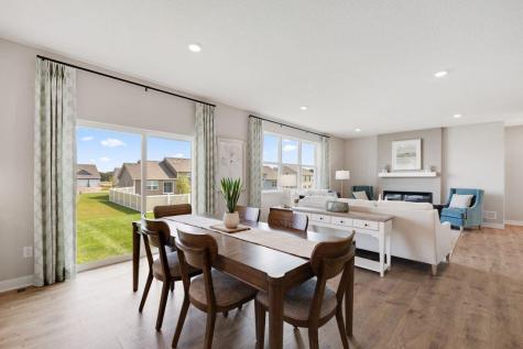 2066 Kestrel Drive Shakopee MN 55379