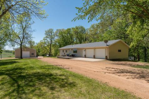 37285 161st Avenue Montgomery MN 56069