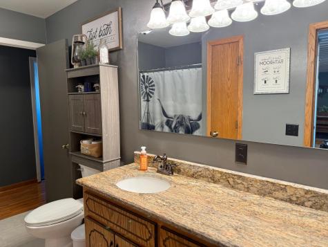 37285 161st Avenue Montgomery MN 56069