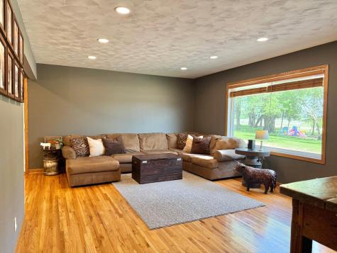 37285 161st Avenue Montgomery MN 56069