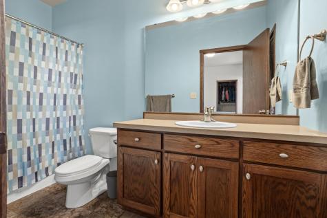 4745 48th Avenue S Fargo ND 58104