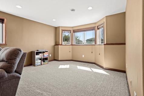 4745 48th Avenue S Fargo ND 58104