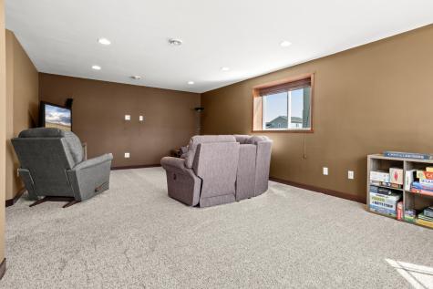 4745 48th Avenue S Fargo ND 58104