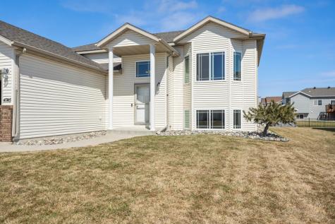 4745 48th Avenue S Fargo ND 58104