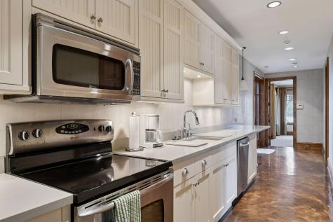 12535 Beach Circle Eden Prairie MN 55344
