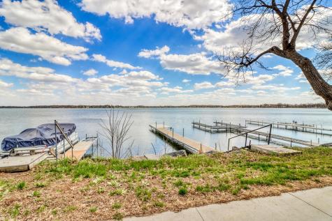 1044 Villa Lane Detroit Lakes MN 56501