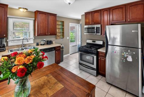 4506 Yates Avenue N Crystal MN 55422