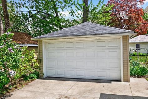 4506 Yates Avenue N Crystal MN 55422