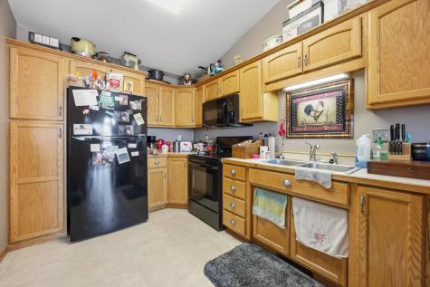 1022 4th Avenue W West Fargo ND 58078