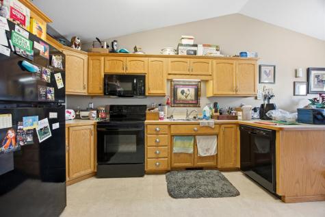 1022 4th Avenue W West Fargo ND 58078