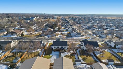 1022 4th Avenue W West Fargo ND 58078