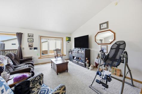 1022 4th Avenue W West Fargo ND 58078