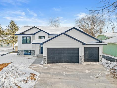 10717 Lincoln Street NE Blaine MN 55434