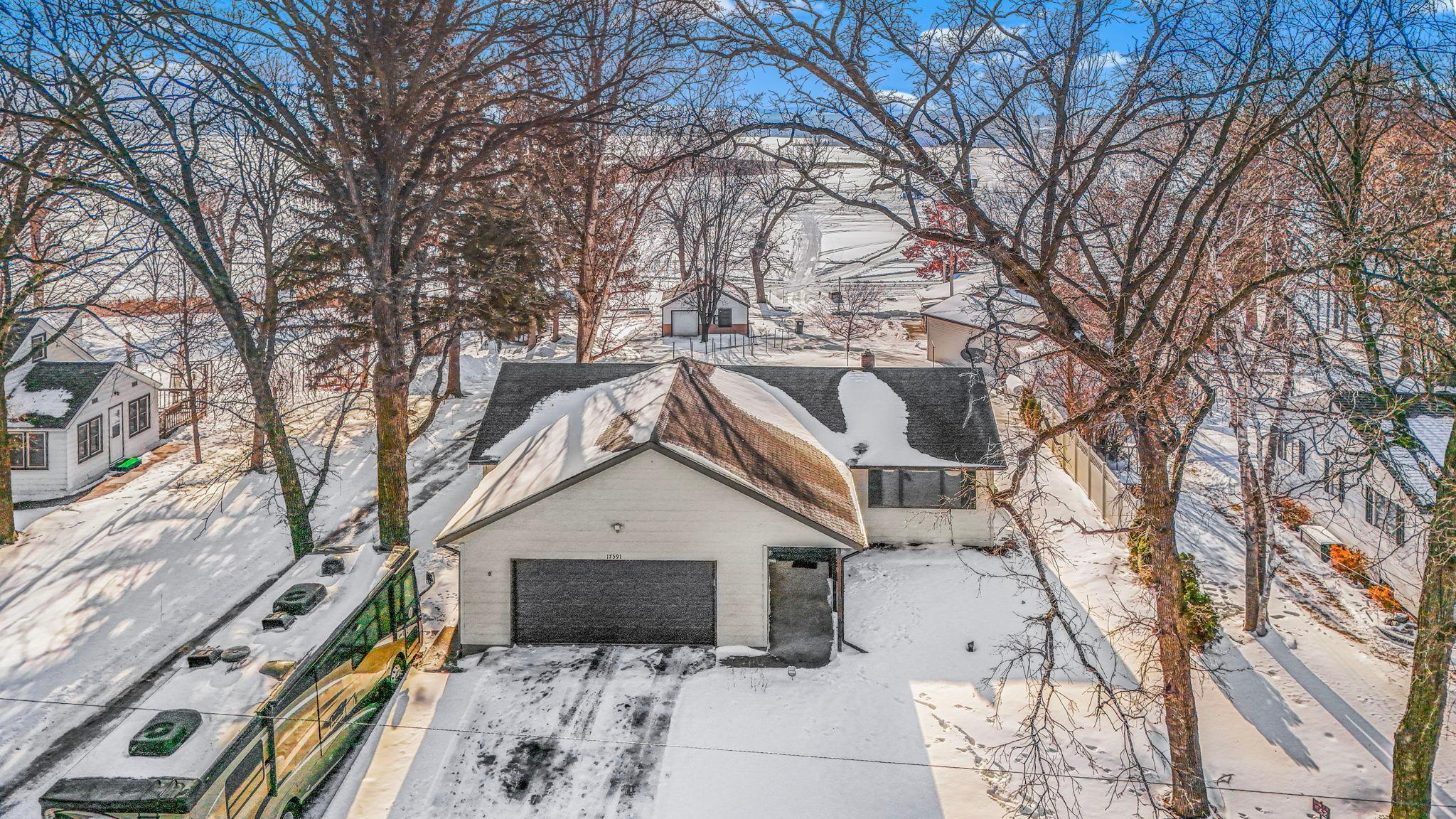 17591 Upper Spunk Lake Road Avon MN 56310