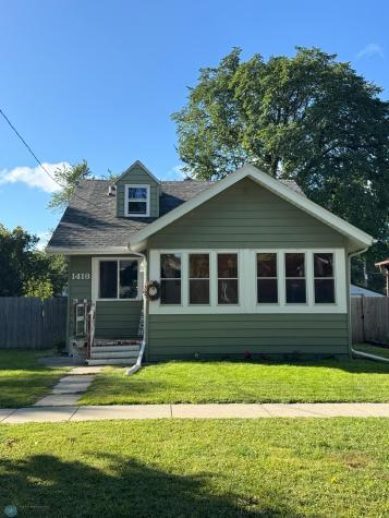 1418 12th Avenue S Fargo ND 58103