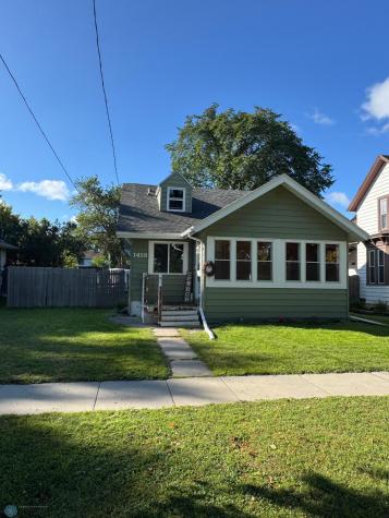 1418 12th Avenue S Fargo ND 58103