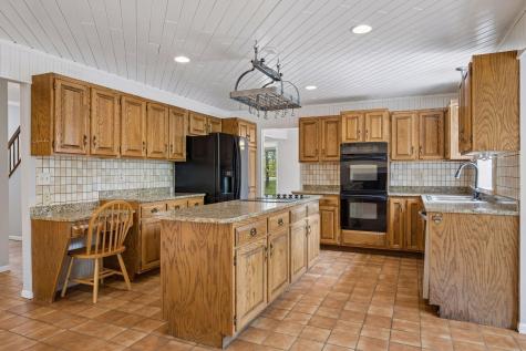 3895 Independence Road Independence MN 55359