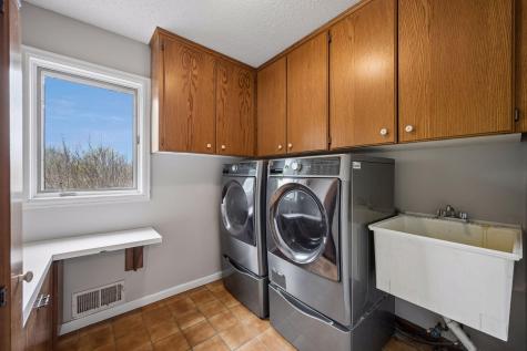 3895 Independence Road Independence MN 55359