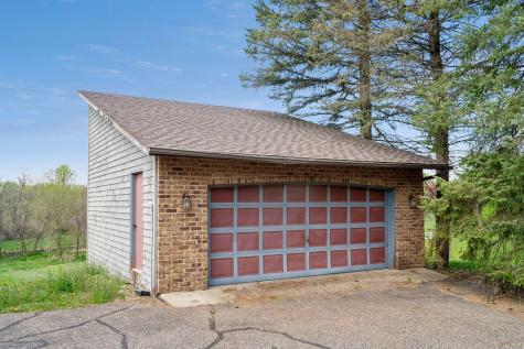3895 Independence Road Independence MN 55359