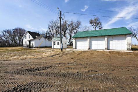 17624 340th Avenue Starbuck MN 56381