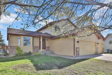 9161 N Kentucky Avenue N Brooklyn Park MN 55445