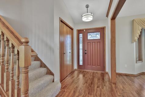 9161 N Kentucky Avenue N Brooklyn Park MN 55445