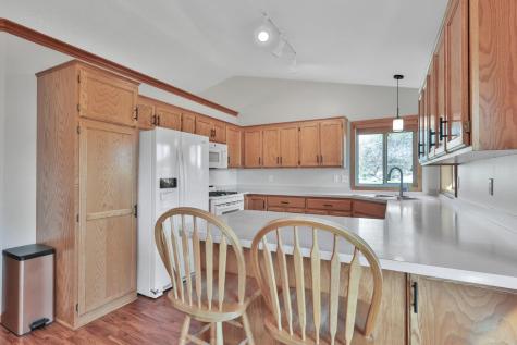 9161 N Kentucky Avenue N Brooklyn Park MN 55445