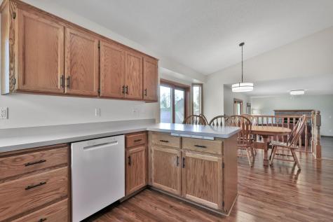 9161 N Kentucky Avenue N Brooklyn Park MN 55445