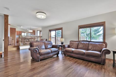 9161 N Kentucky Avenue N Brooklyn Park MN 55445