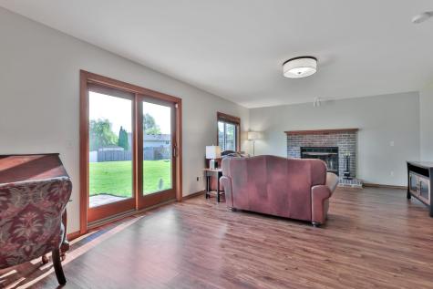 9161 N Kentucky Avenue N Brooklyn Park MN 55445