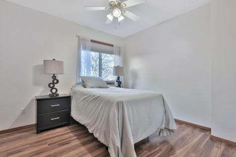 9161 N Kentucky Avenue N Brooklyn Park MN 55445