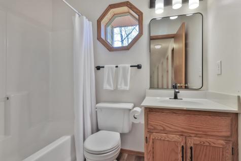 9161 N Kentucky Avenue N Brooklyn Park MN 55445