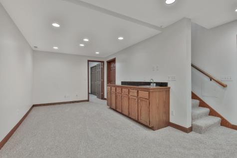 9161 N Kentucky Avenue N Brooklyn Park MN 55445