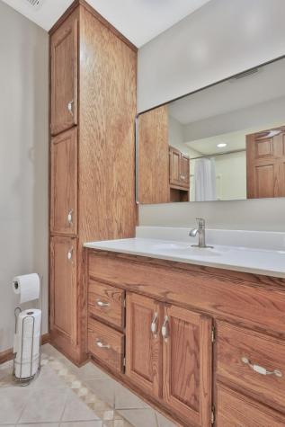 9161 N Kentucky Avenue N Brooklyn Park MN 55445