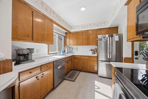 121 12th Avenue N Saint Cloud MN 56303