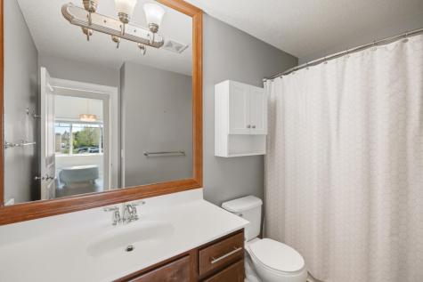 3166 Countryside Avenue Woodbury MN 55129
