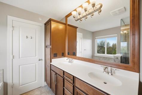 3166 Countryside Avenue Woodbury MN 55129